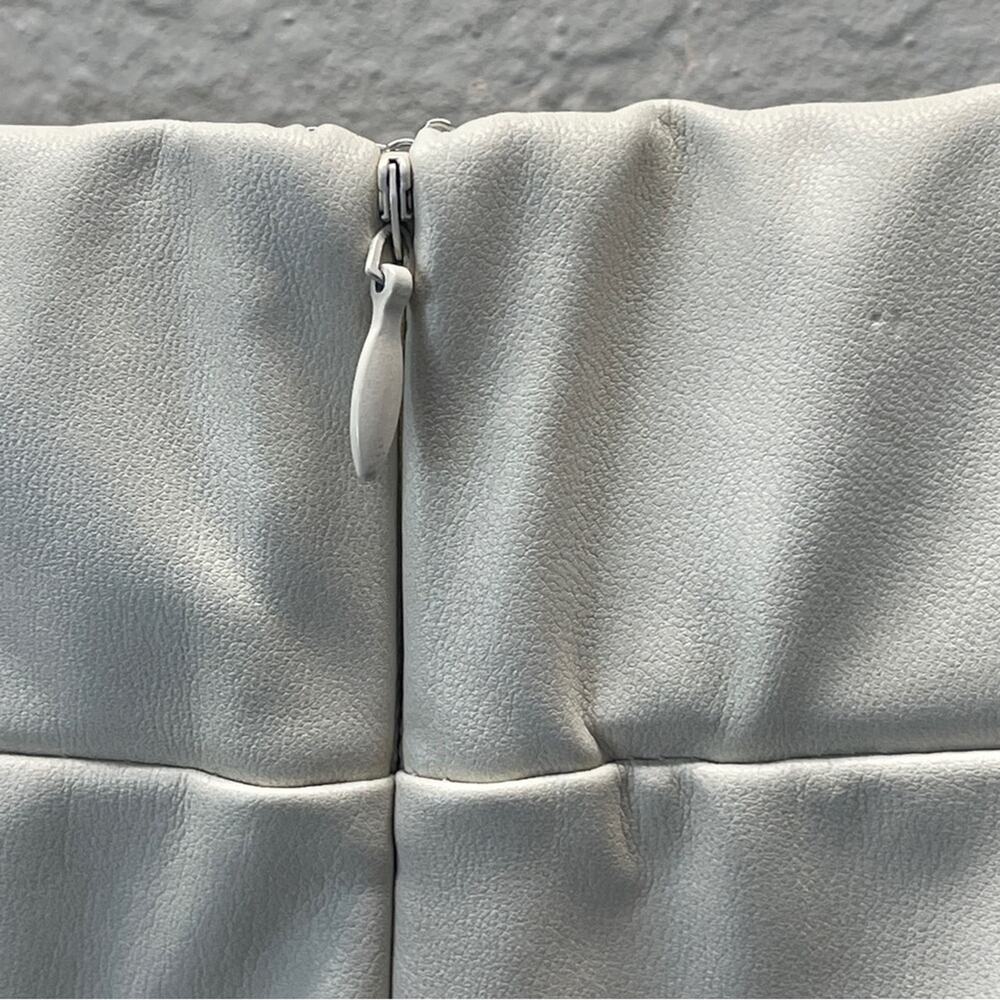 Avec Les Filles High-Waisted Faux Leather Slit Leggings Cream - Picture 3 of 12